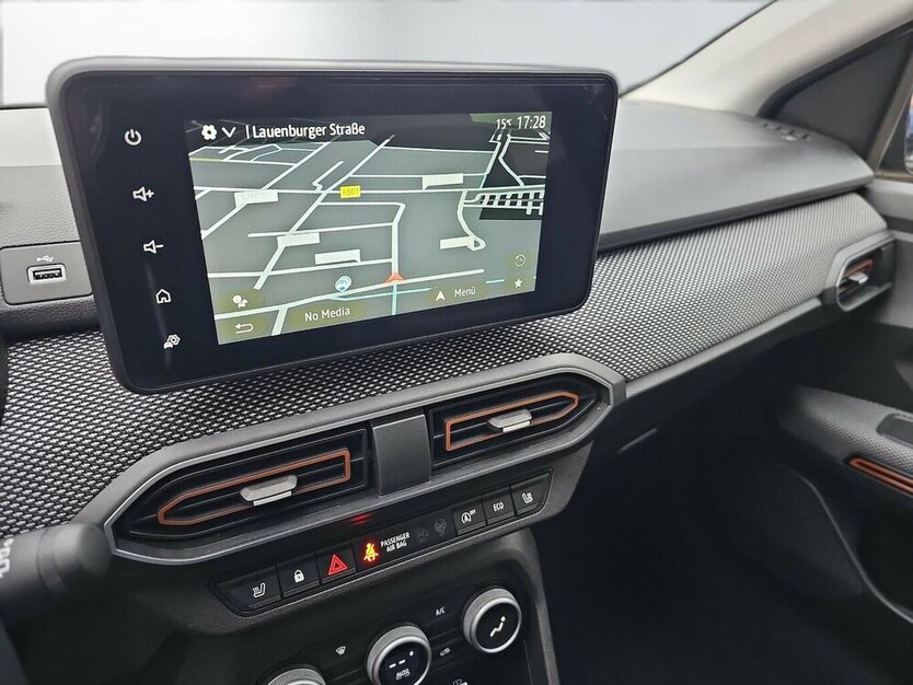 Dacia Sandero III Stepway Expression TCe 100 LPG 58.177 km 14.890 € Schwalbach/Taunus 65824