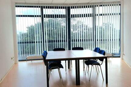 ! Arbeiten und Wohnen unter einem Dach in einer TOP-Büro-Praxisfläche in Rodgau! 3 zimmer