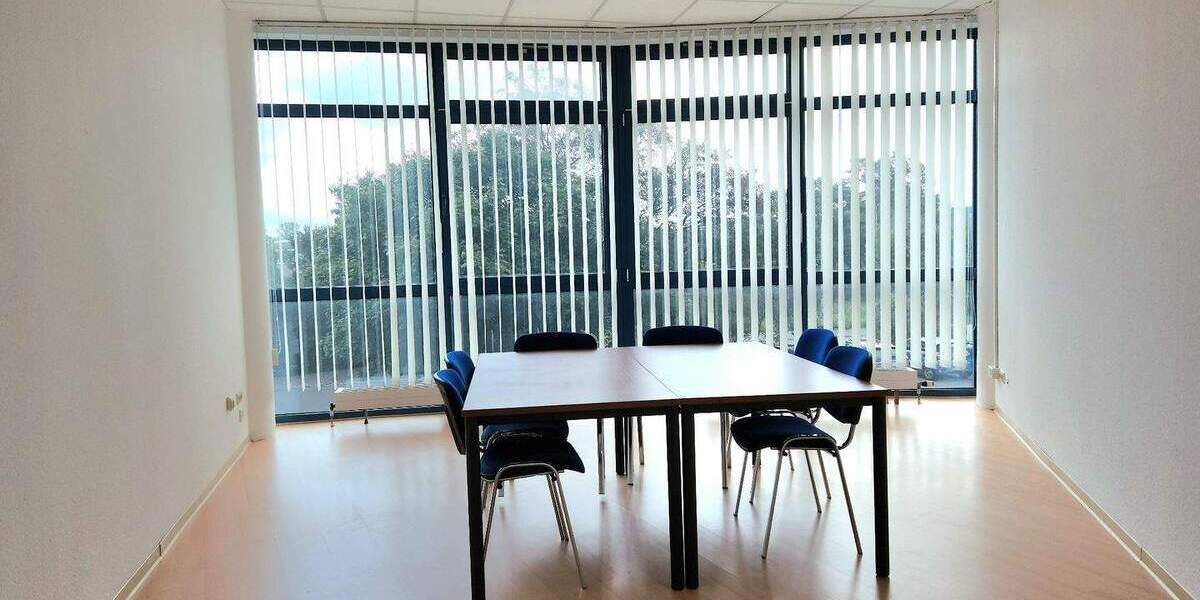 ! Arbeiten und Wohnen unter einem Dach in einer TOP-Büro-Praxisfläche in Rodgau! 3 zimmer