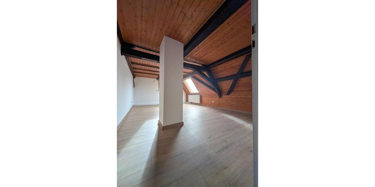 Erstbezug nach Sanierung: Helle 2,5-Zimmer-Wohnung 2.5 zimmer