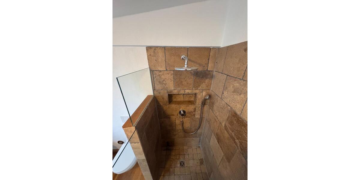 Dachgeschoßwohnung Aschaffenburg Damm - 1 Zimmer, 33 m&sup2;, 820&euro; | Angebot:24361577