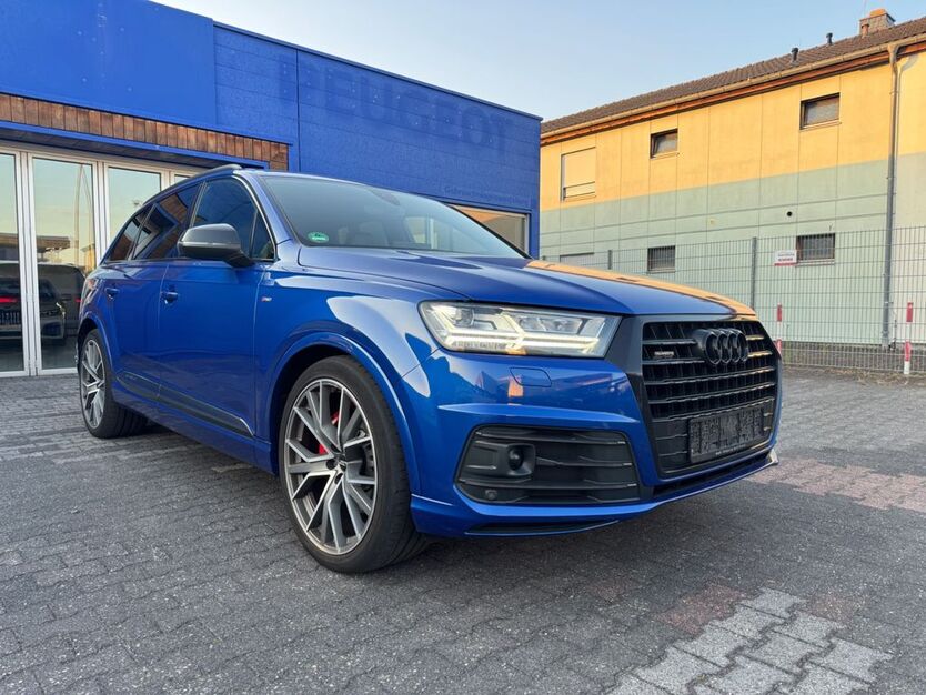 Audi Q7 130.000 km 40.700 € Rüsselsheim 65428