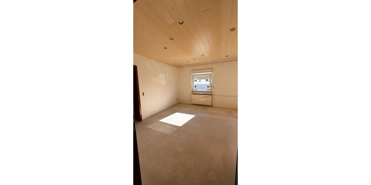 Erdgeschoßwohnung Limeshain - 4 Zimmer, 97 m&sup2;, 239.000&euro; | Angebot:24786437