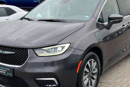 Chrysler Pacifica 56.445 km 37.990 € Erlensee 63526