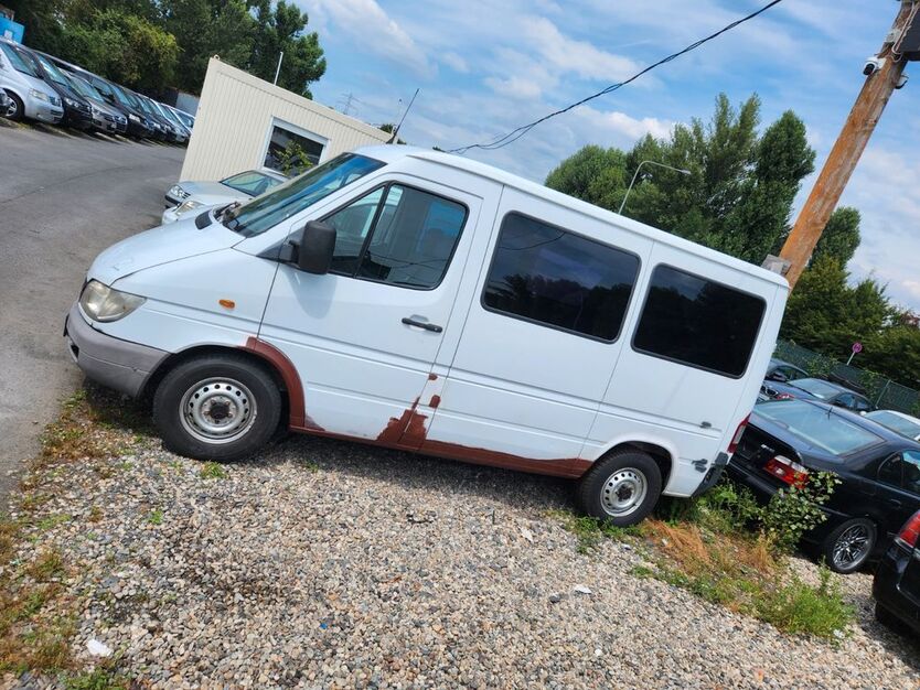 Mercedes-Benz Sprinter 308.000 km 3.500 € Frankfurt am Main 65929
