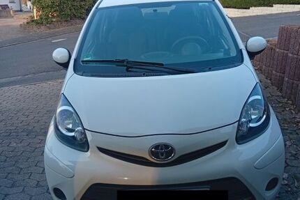 Toyota Aygo (X) 70.000 km 5.799 &euro; Mömbris 63776