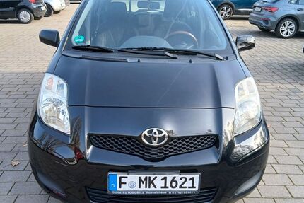 Toyota Yaris 140.000 km 2.850 € Frankfurt 60314