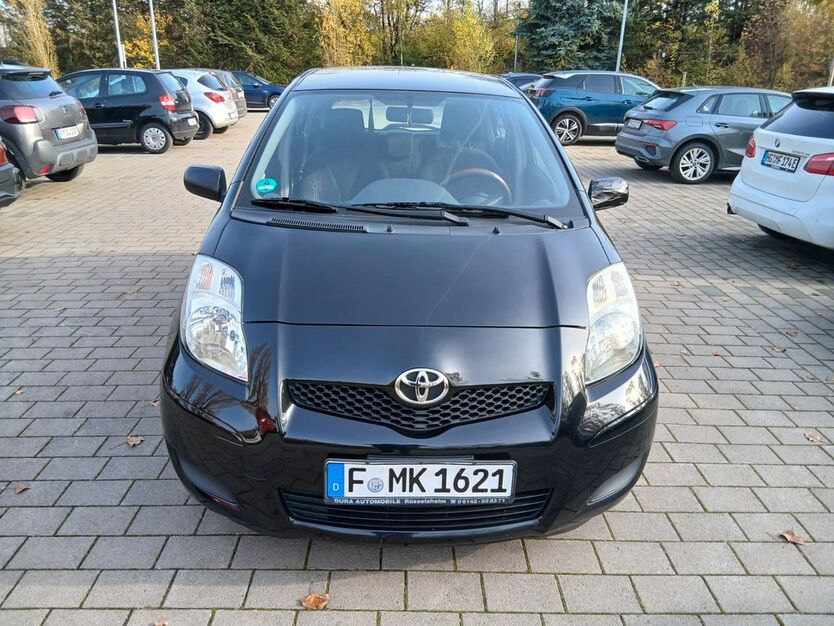 Toyota Yaris 140.000 km 2.850 € Frankfurt 60314