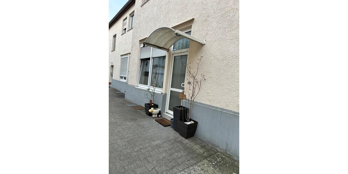 Erdgeschoßwohnung Darmstadt - 3 Zimmer, 86 m&sup2;, 850&euro; | Angebot:25396538