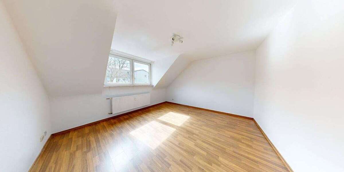 Etagenwohnung Frankfurt Sachsenhausen - 1 Zimmer, 28 m&sup2;, 690&euro; | Angebot:26254112
