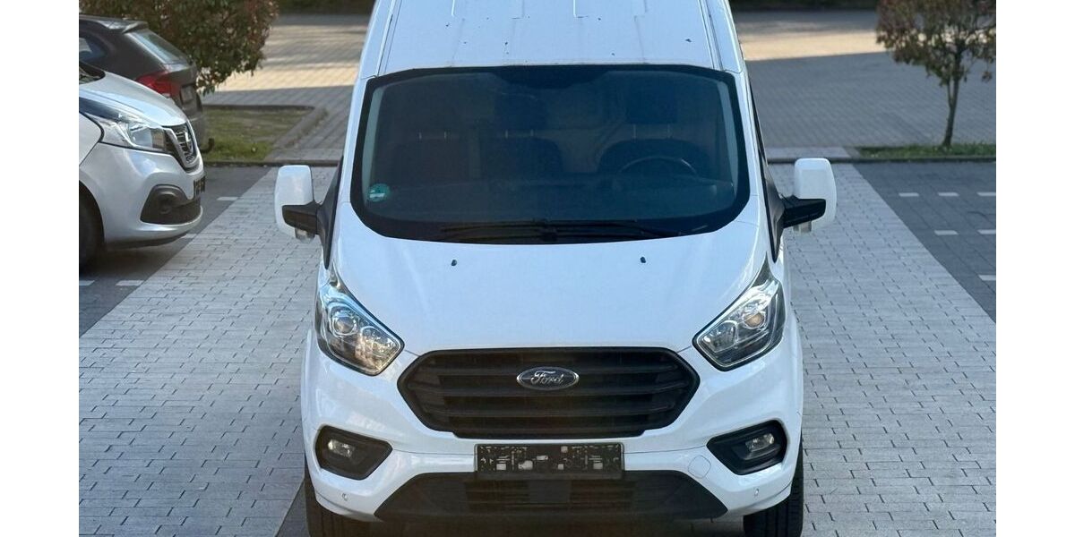 Ford Transit Custom 149.000 km 7.999 &euro; Offenbach am Main 63069