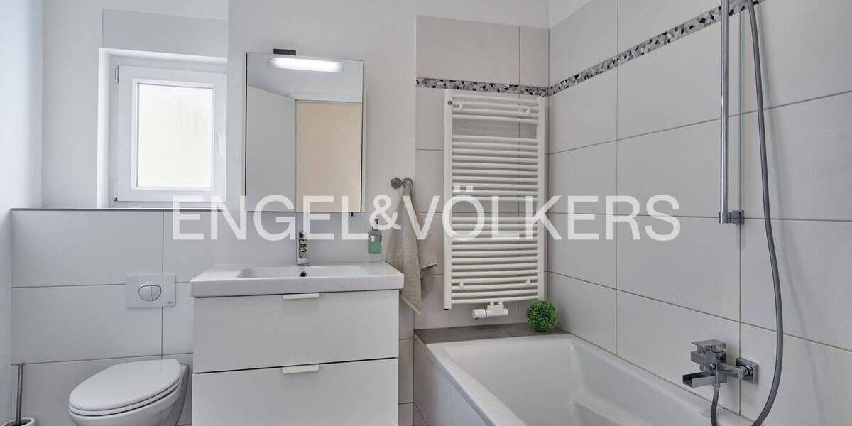 Reihenendhaus Rosbach vor der Höhe Nieder-Rosbach - 5 Zimmer, 155 m&sup2;, 620.000&euro; | Angebot:26886576