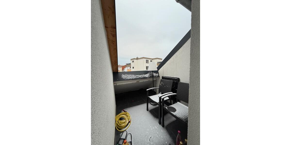 2,5-Zimmer Dachgeschosswohnung in HanauRosenau 2.5 zimmer