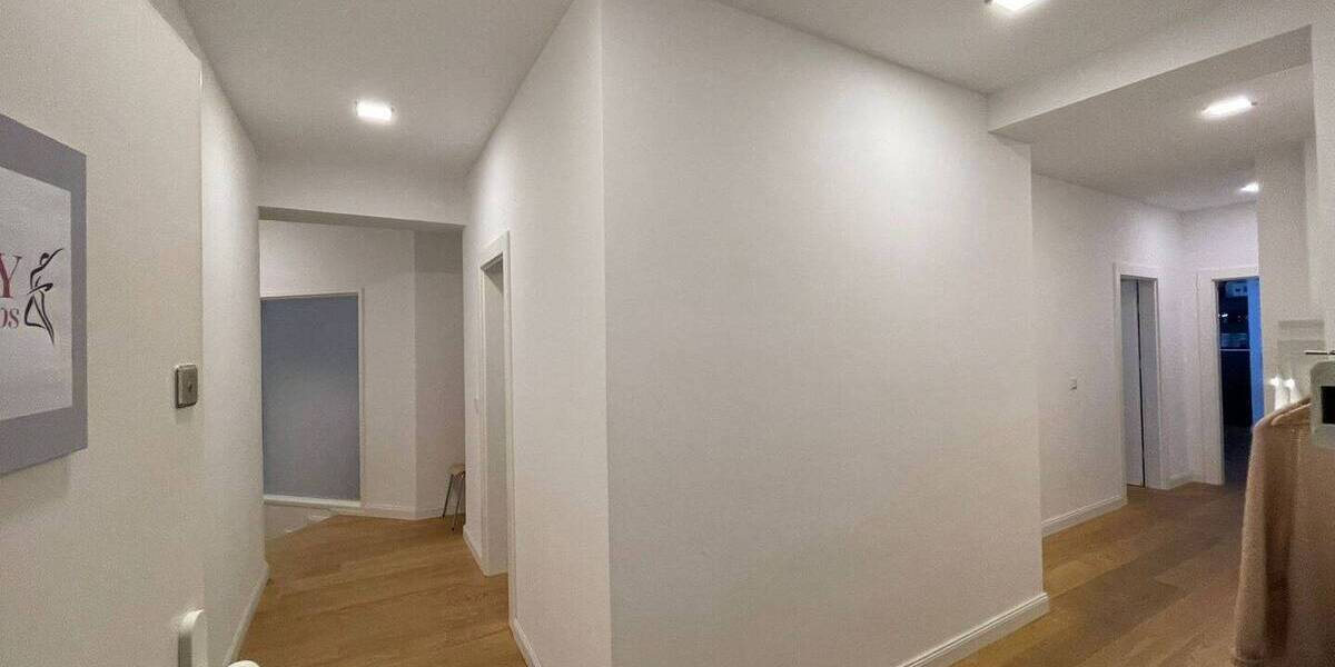 Etagenwohnung Bad Homburg vor der Höhe Bad Homburg - 4 Zimmer, 104 m&sup2;, 595.000&euro; | Angebot:26189793