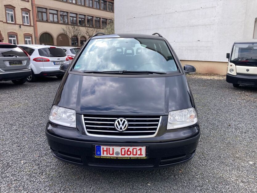 VW Sharan 221.231 km 5.990 € Hanau 63450