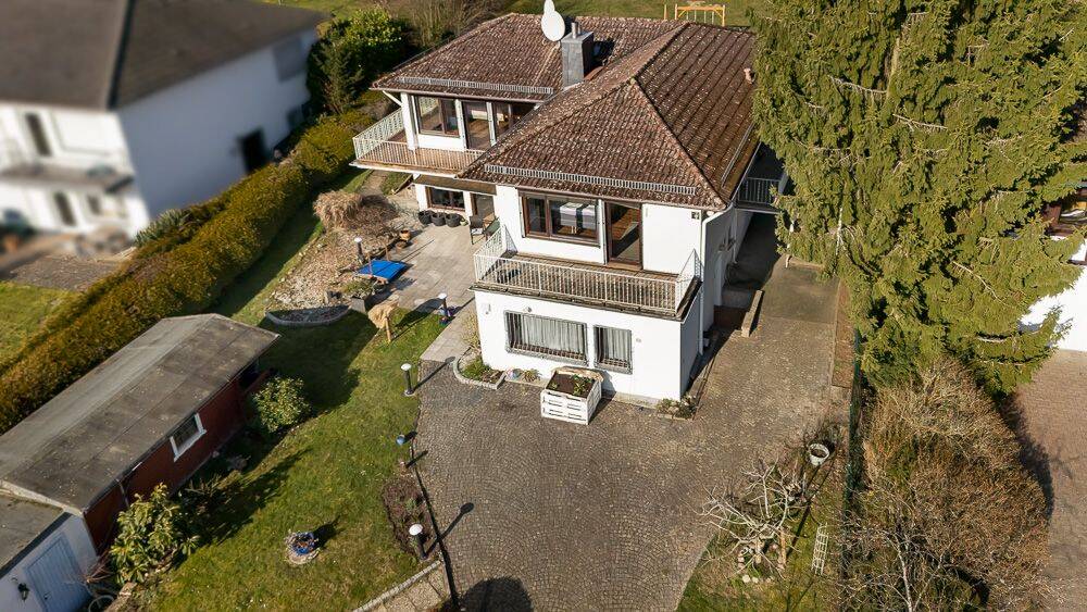 Einfamilienhaus Rosbach vor der Höhe Ober-Rosbach - 6 Zimmer, 255 m&sup2;, 1.190.000&euro; | Angebot:26128493