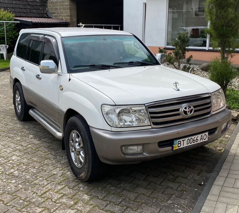 Land Cruiser