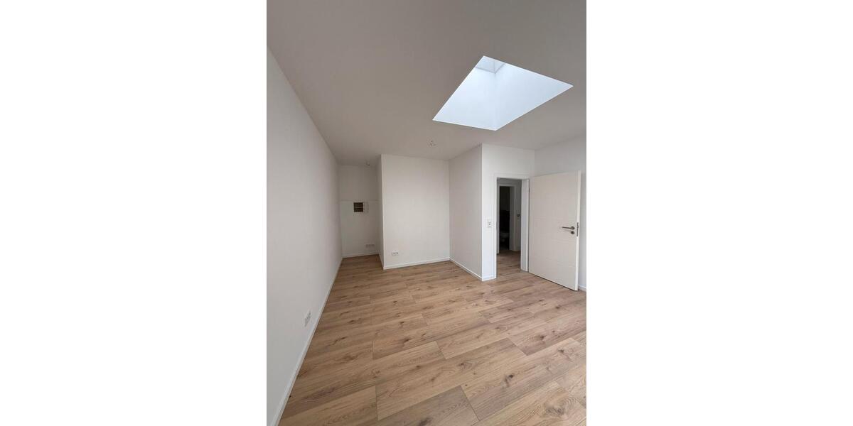 Maisonettenwohnung Offenbach am Main Hafen - 3 Zimmer, 101 m&sup2;, 1.700&euro; | Angebot:26248548