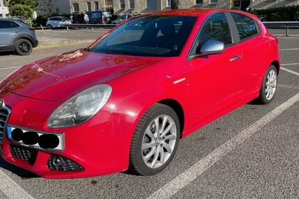 Alfa Romeo Giulietta 166.600 km 5.199 &euro; Frankfurt am Main 60385