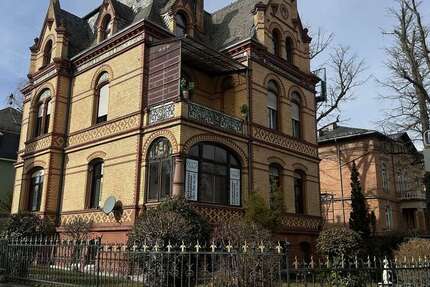 Haus zum Kaufen in Wiesbaden 1.950.000 € 470 m²