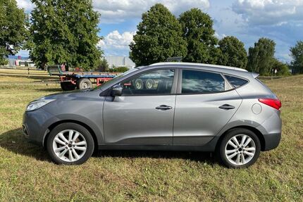 Hyundai ix35 105.000 km 9.890 € Langenselbold 63505
