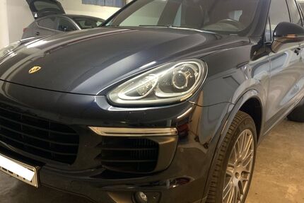 Porsche Cayenne 163.000 km 29.950 € Darmstadt 64297