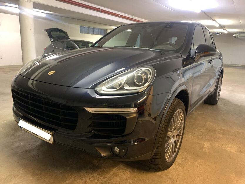 Porsche Cayenne 163.000 km 29.950 € Darmstadt 64297