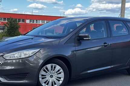 Ford Focus 109.470 km 9.500 € Dietzenbach 63128