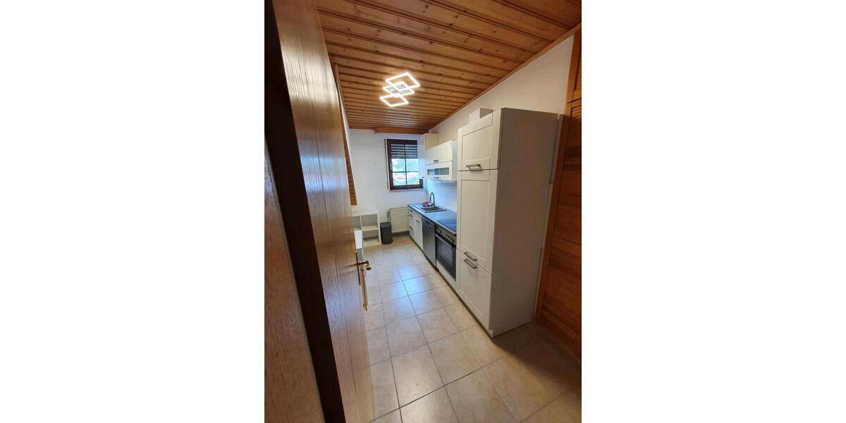 Dachgeschoßwohnung Schaafheim - 4 Zimmer, 89 m&sup2;, 975&euro; | Angebot:26425609