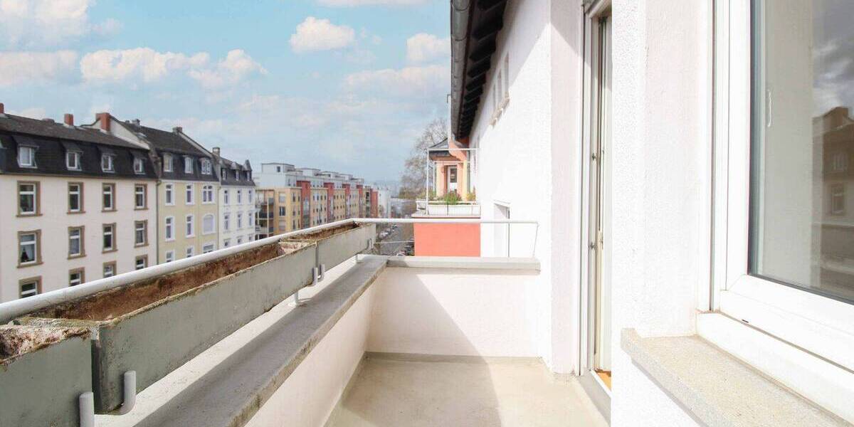 Etagenwohnung Frankfurt Bockenheim - 2 Zimmer, 43 m&sup2;, 295.000&euro; | Angebot:26275630