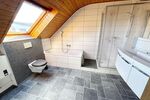 **RESERVIERT** Charmantes Einfamilienhaus mit vielseitig nutzbarem Nebengebäude 5 zimmer