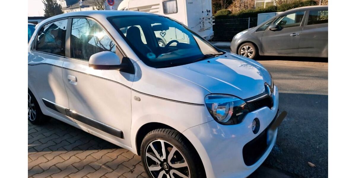 Renault Twingo 63.000 km 6.700 &euro; Frankfurt 65936