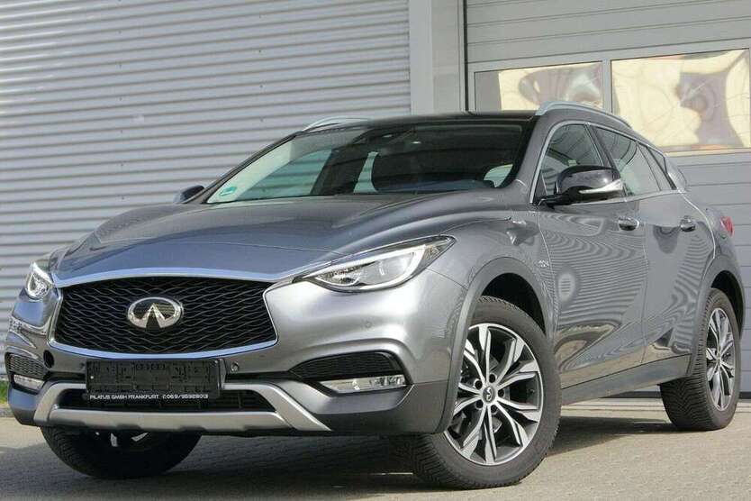 QX30