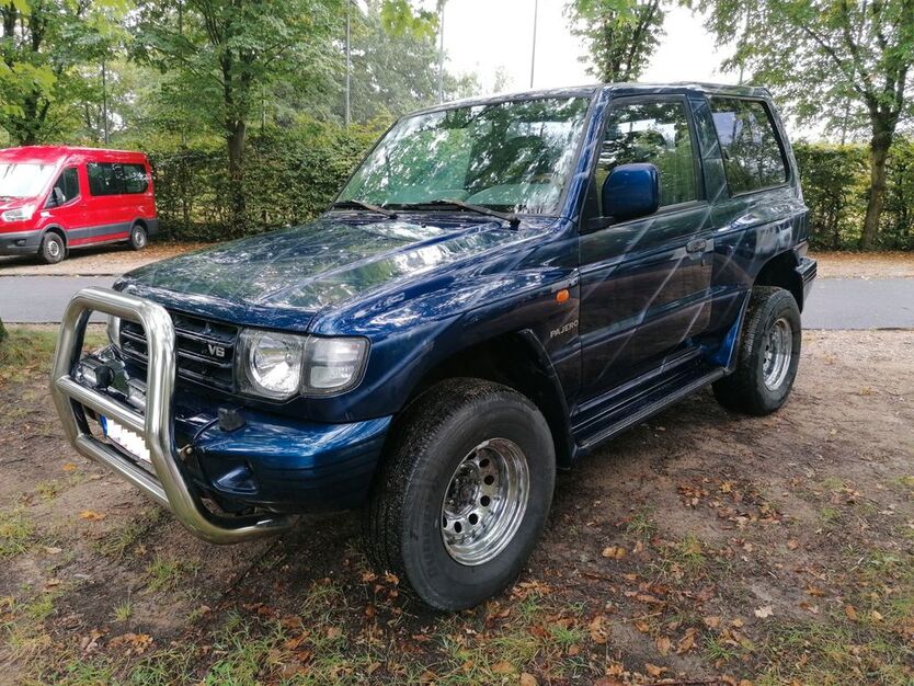Mitsubishi Pajero 164.854 km 7.990 € Frankfurt am Main 65929