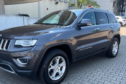 Jeep Grand Cherokee 184.000 km 12.900 € Frankfurt 60326