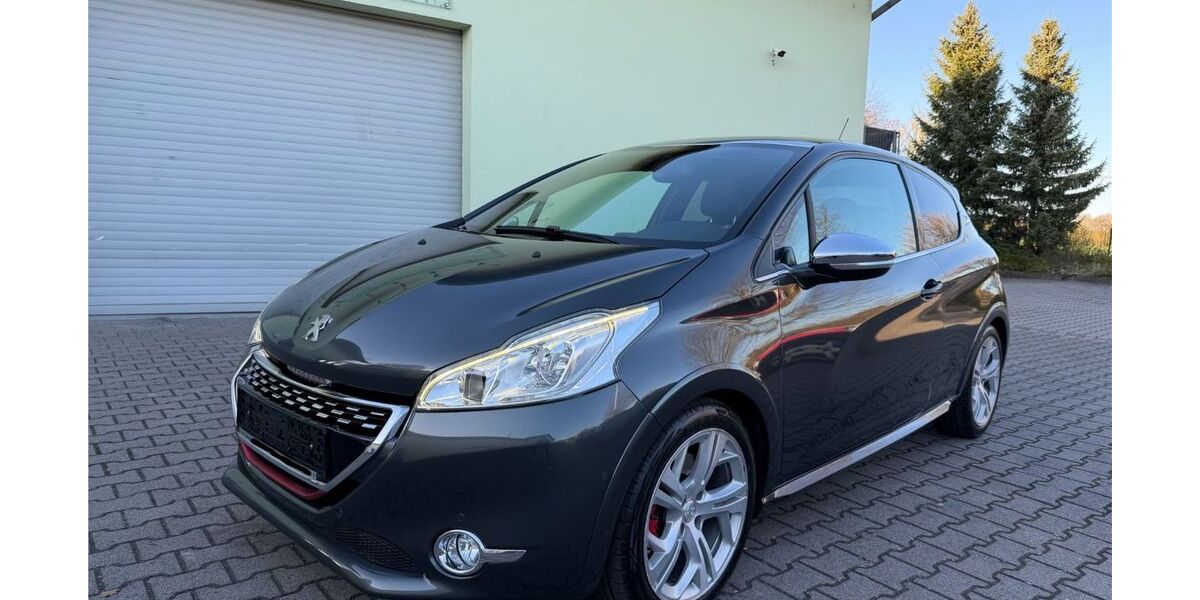 Peugeot 208 105.000 km 8.700 &euro; Nidderau 61130