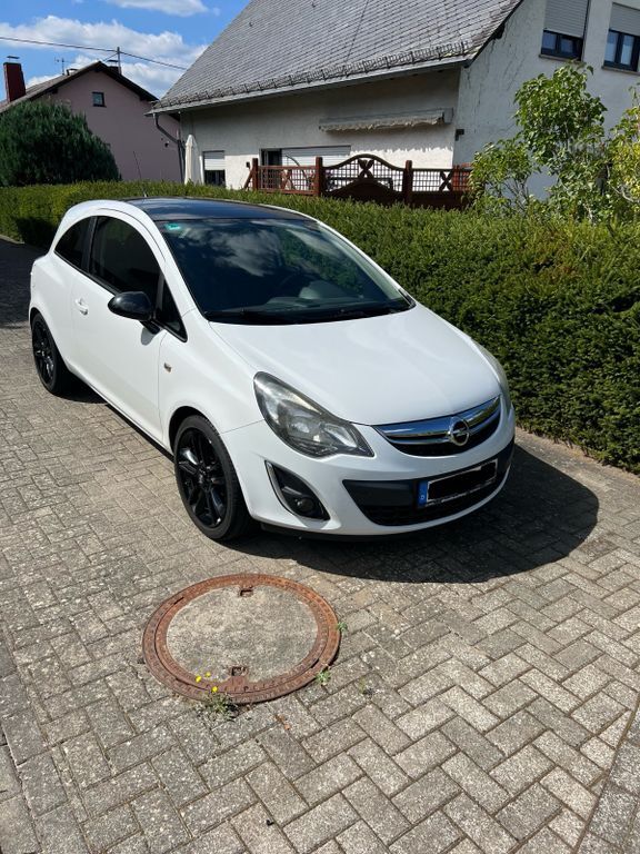 Opel Corsa 121.000 km 5.200 € Frankfurt 60433