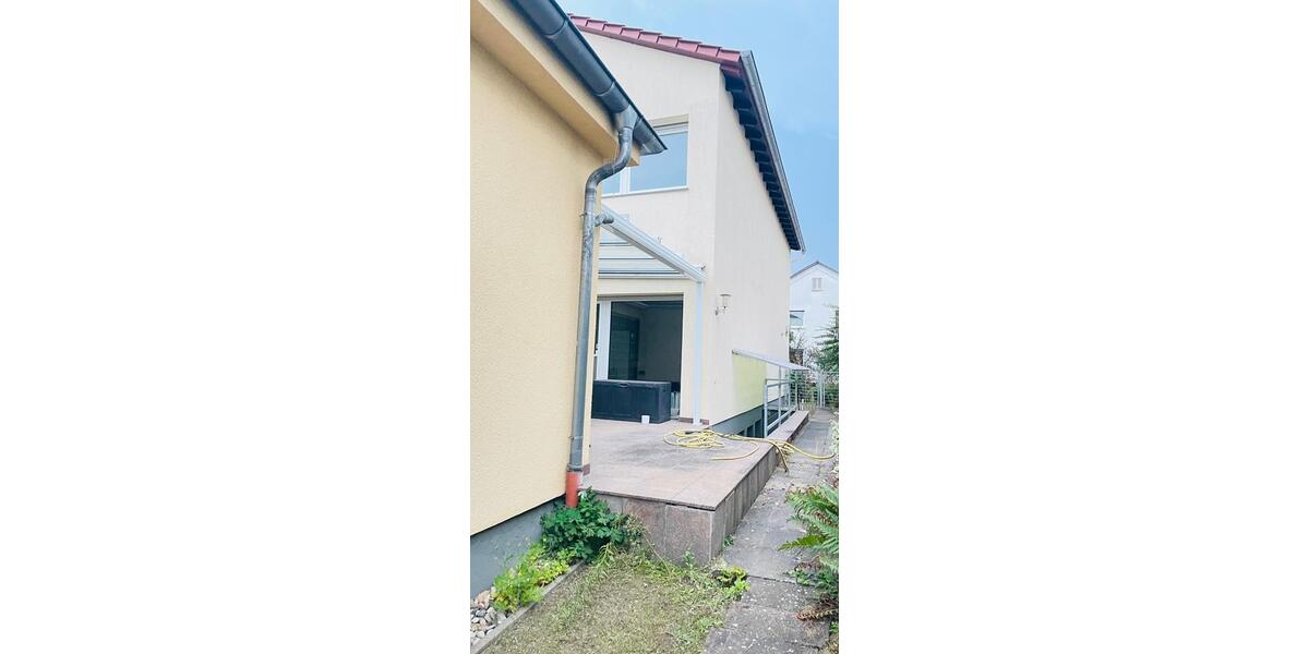 Luxuriöses Einfamilienhaus mit 6 Zimmern zu vermieten 6 zimmer