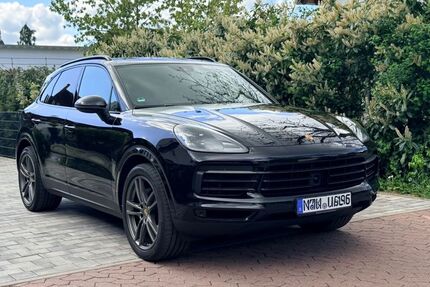 Porsche Cayenne 72.000 km 61.950 &euro; Bad Soden a.T. 65812