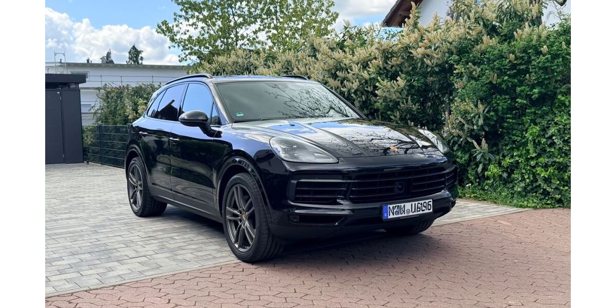 Porsche Cayenne 72.000 km 61.950 &euro; Bad Soden a.T. 65812