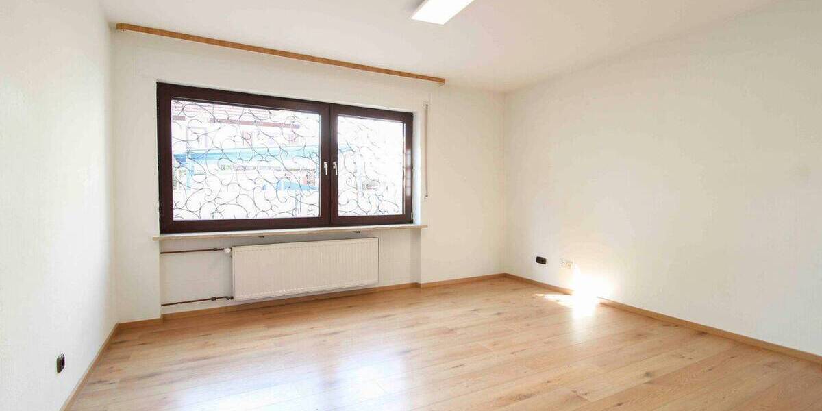 Etagenwohnung Frankfurt am Main Seckbach - 2 Zimmer, 82 m&sup2;, 329.000&euro; | Angebot:26673388