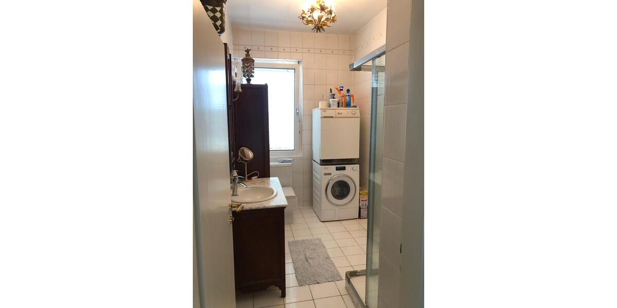 Penthouse Skyline Frankfurt - möbliert 3 zimmer