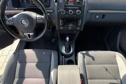 VW Touran 172.000 km 9.996 &euro; Frankfurt 60320
