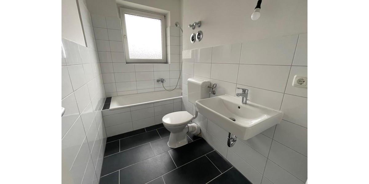 Frisch saniert: Helle 2 Zimmerwohnung mit Blick! 2 zimmer