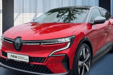 Renault Megane E-TECH 21.800 km 29.870 € Frankfurt / Main 60314