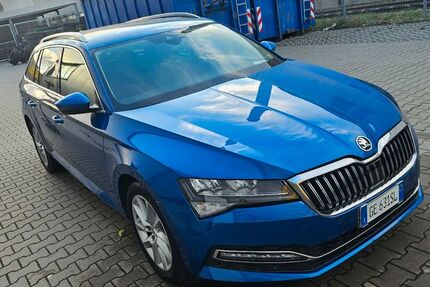 Skoda Superb 142.000 km 19.500 &euro; Offenbach 63071