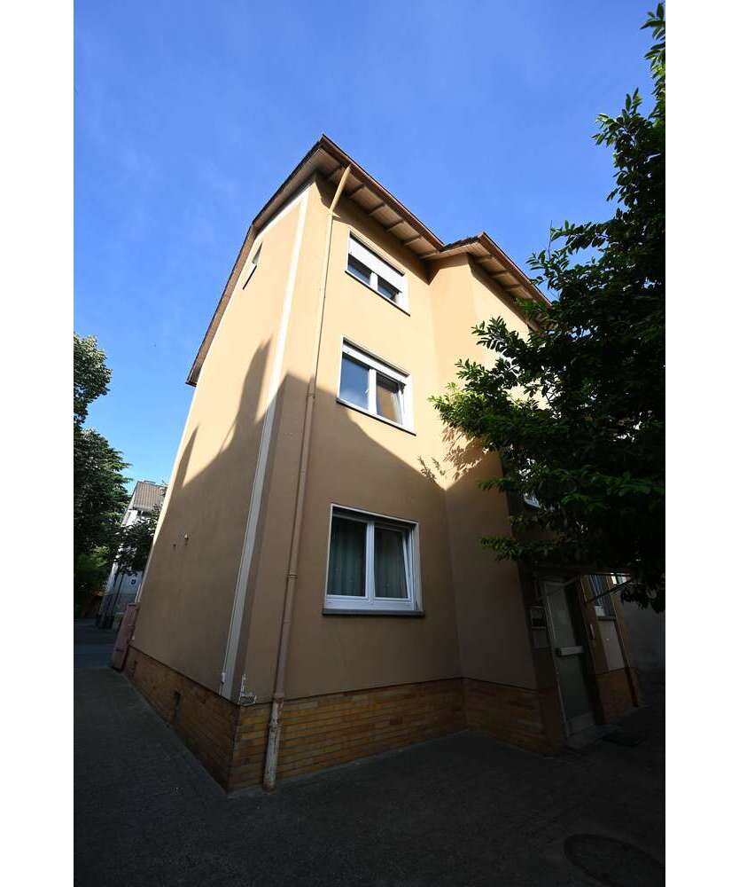 Wohnung zum Mieten in Frankfurt am Main 1.180 € 72 m²