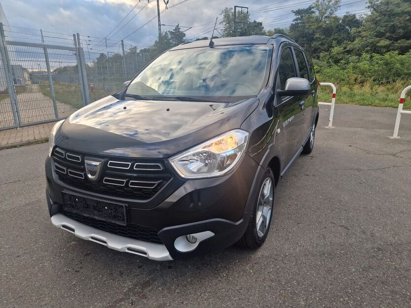 Dacia Lodgy 34.615 km 14.490 € Weiterstadt 64331