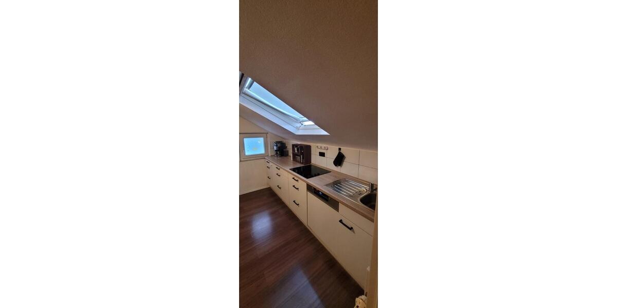 Dachgeschoßwohnung Hanau Groß-Steinheim - 3 Zimmer, 80 m&sup2;, 1.200&euro; | Angebot:25781382