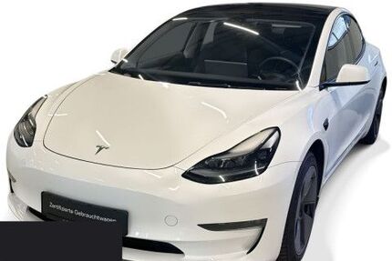 Tesla Model 3 67.813 km 28.700 &euro; Hanau 63457